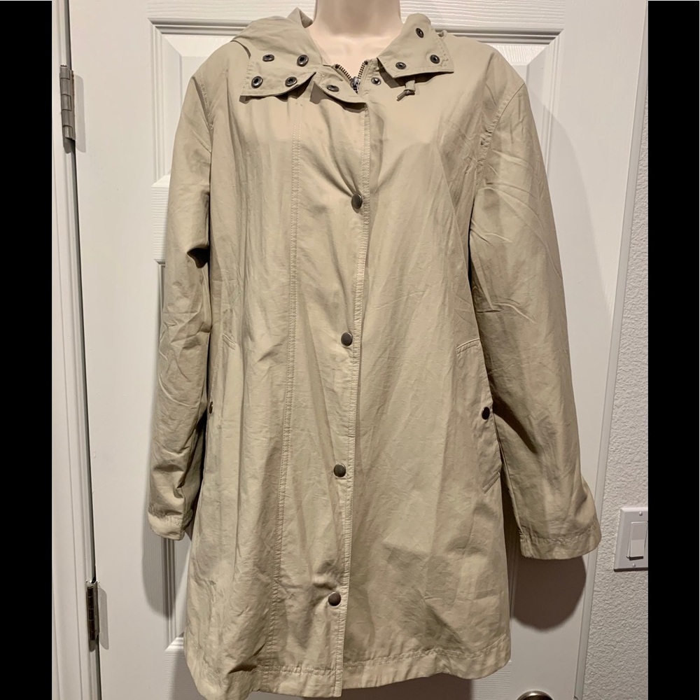 New khaki Style & Co anorak rain jacket
